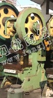 出售二手上海j23－63开式可倾压力机