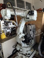 出售1台二手s5r153机器人
