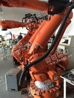 出售1台二手abb6400机器人