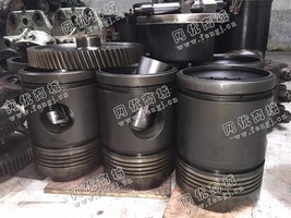 出售1台二手新泻25BX活塞