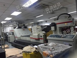 出售一台二手08年水油两用*特林高速1020*720uv局部上光机