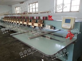 出售2台二手13头9针450间距电脑绣花机