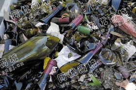 红色葡萄酒瓶回收