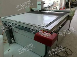 出售一台二手2012年雅力图1700彩盒打样机