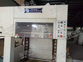 出售一台二手12年世恒1050带清废自动模切机