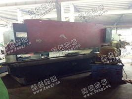 出售1台二手WC67K-100-3200液压板料折弯压力机