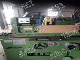 出售1台二手无锡上机MW1320B外圆磨床