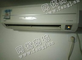 10年格力1.5P壁挂式回收