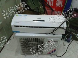 12年格力1.5P挂壁式空调回收