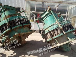 出售两台二手900圆锥破碎机