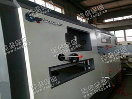 出售一台二手15年诚远1300型半自动模切机