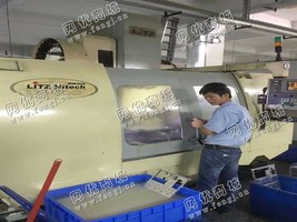 出售2台二手丽驰1100加工设备