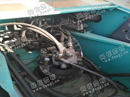 出售一台二手神钢260-8挖掘机