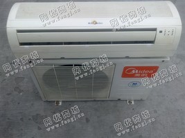12年美的1.5P挂式空调回收