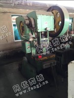 出售1台二手扬州飞力锻压机床有限公司25吨冲床
