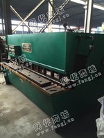 出售二手上海QC12Y-4*2500液压摆式剪板机一台