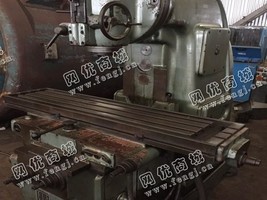出售1台二手x52k立式升降台铣床