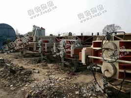 出售二手大张300平方带下料翻板压滤机