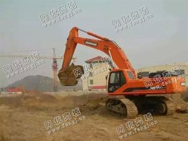 出售1台二手斗山500-7挖掘机