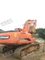 出售1台二手斗山225-7挖掘机