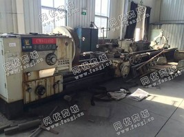 出售1台二手德州产的cw61100*8米车床