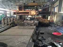 出售一台二手XQ2010C-30Z的龙门铣床