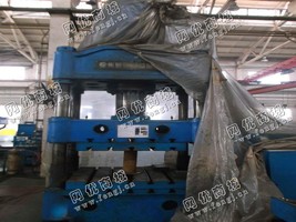 出售一台二手YX32-315四柱液压机