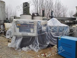 出售一台二手IBM300/700的全自动注吹成型机