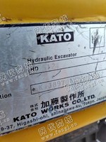 出售一台二手日本HD512加藤挖掘机