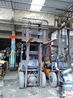 出售一台二手SPC30G内燃平衡重式叉车
