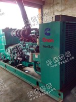 出售一台二手310DFCC康明斯高速柴油发动组