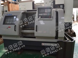 出售一台二手C2-6136HK数控车床