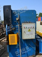 出售一台二手WC67E-100X2500折弯机