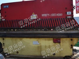 出售一台二手WC67Y-200/4000液压板料折弯机