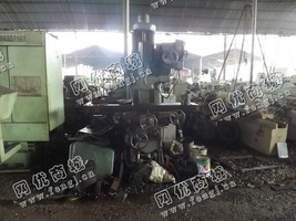 出售一台二手XD5040立式多功能铣床