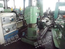 出售两台二手Z3050摇臂钻床