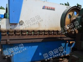 出售一台二手WC67Y-80*3200折弯机