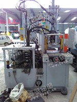 出售两台二手V4-SD-25T注塑机