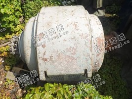 出售一台二手JR158-8三相异步电动机