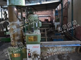 出售一台二手Z3032摇臂钻床