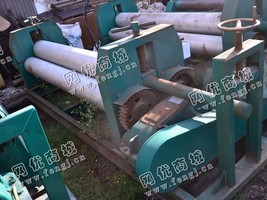 出售一台二手W11-12X2000卷板机