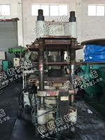 出售一台300T二手四柱液压机