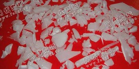 供应HDPE进口牛奶壶奶白再生破碎料