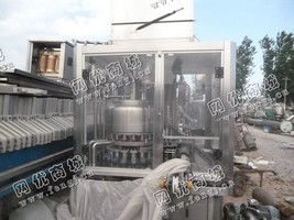 出售一台二手CFR18-250旋转灌装（高频）封口机
