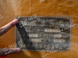 出售一台二手YJ32-3100四柱液压机