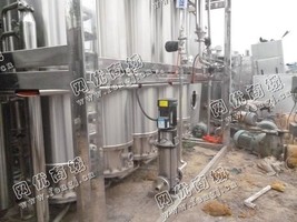 出售一台二手LD2000-5多效蒸馏水机