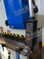 出售一台二手WC67K-100T3200数控液压板料折弯机