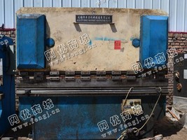 出售一台二手QC67Y-63*1500液压板料折弯机
