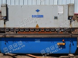 出售一台二手WC67Y-63*3200板料液压折弯机