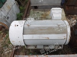 出售一台二手YB2-560-4三相异步电动机